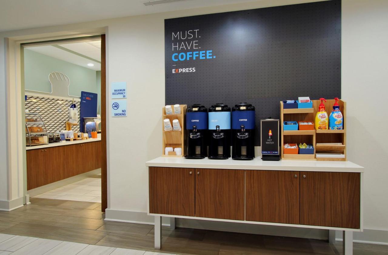 Holiday Inn Express Hotel & Suites Dayton-Centerville By Ihg Eksteriør billede