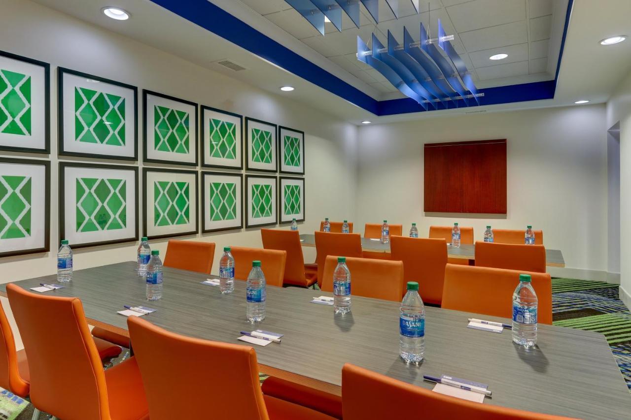 Holiday Inn Express Hotel & Suites Dayton-Centerville By Ihg Eksteriør billede