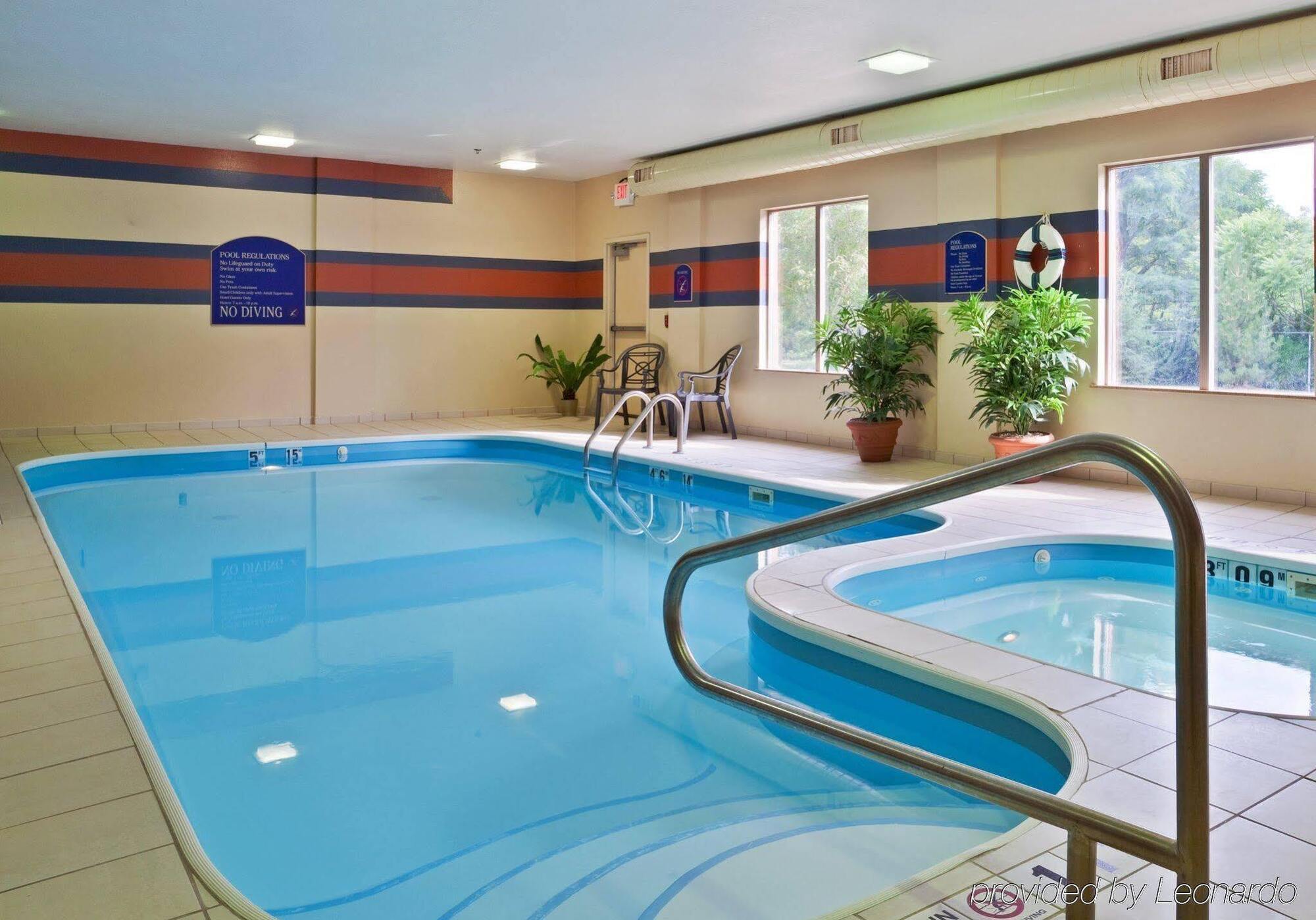 Holiday Inn Express Hotel & Suites Dayton-Centerville By Ihg Eksteriør billede