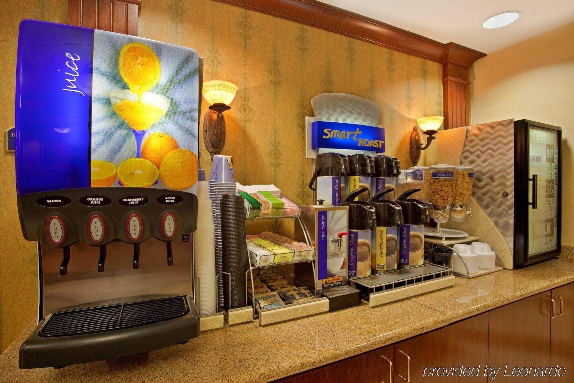 Holiday Inn Express Hotel & Suites Dayton-Centerville By Ihg Eksteriør billede